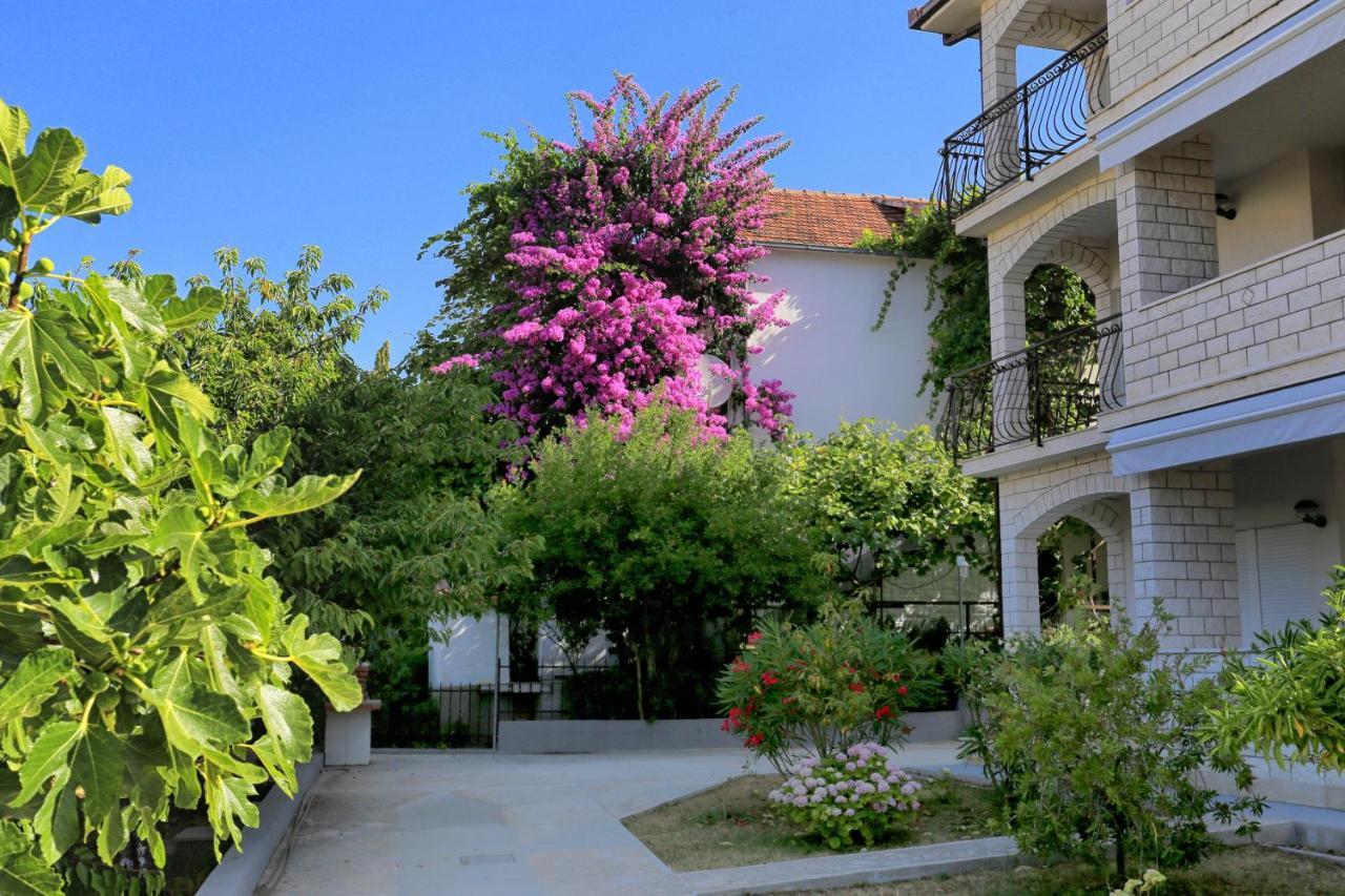 Apartments By The Sea Okrug Gornji, Ciovo - 1069 Trogir Extérieur photo