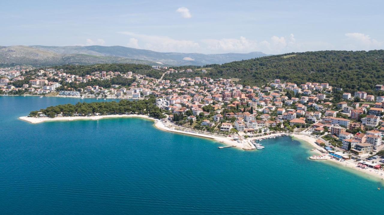 Apartments By The Sea Okrug Gornji, Ciovo - 1069 Trogir Extérieur photo