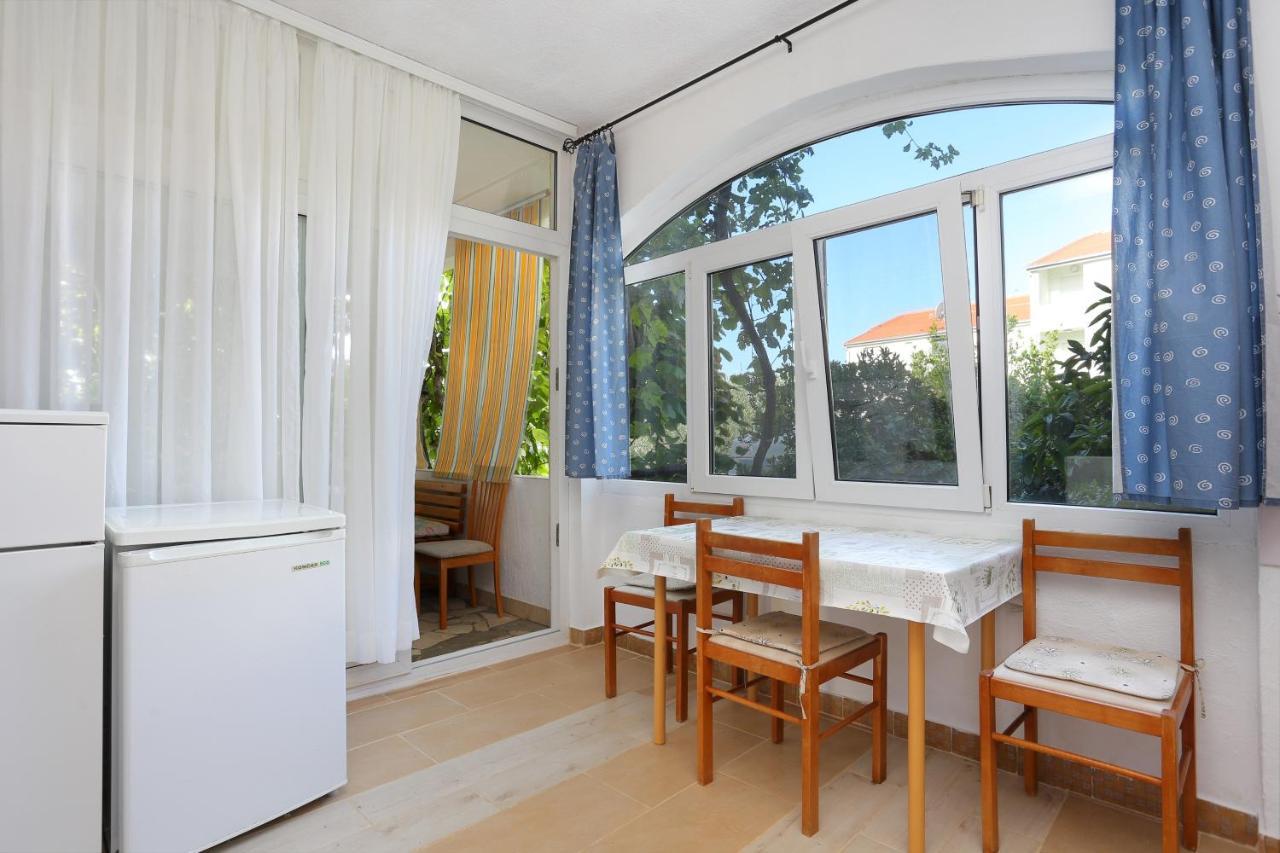 Apartments By The Sea Okrug Gornji, Ciovo - 1069 Trogir Extérieur photo