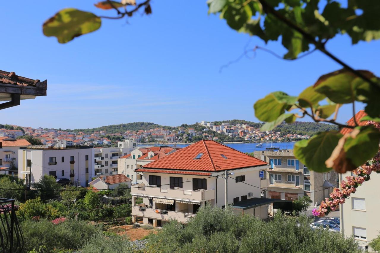 Apartments By The Sea Okrug Gornji, Ciovo - 1069 Trogir Extérieur photo