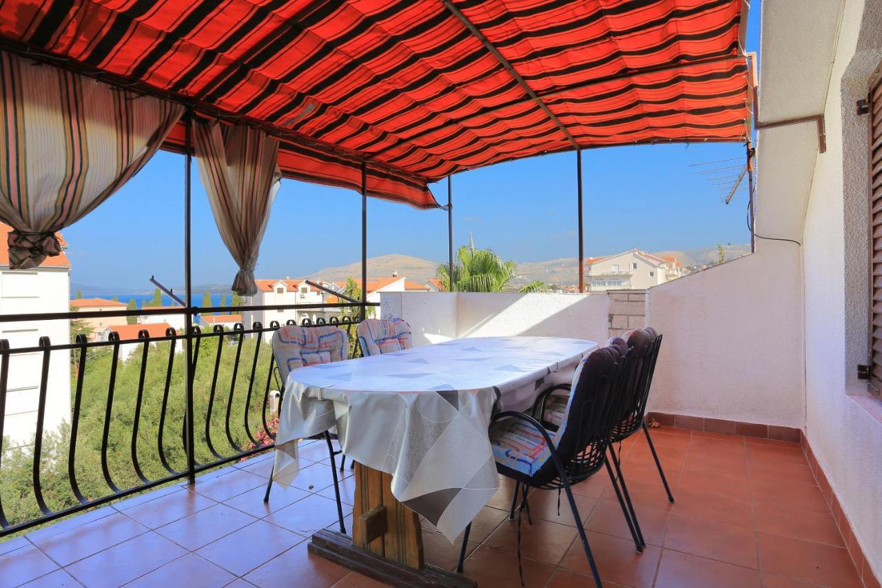 Apartments By The Sea Okrug Gornji, Ciovo - 1069 Trogir Extérieur photo